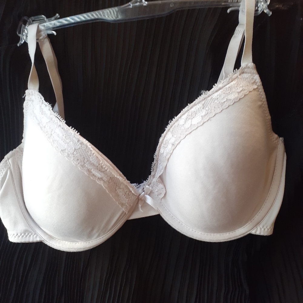 Bra/ lingerie